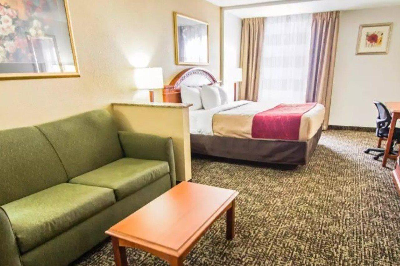Quality Inn & Suites Winter Park Village Area Orlando Exterior foto