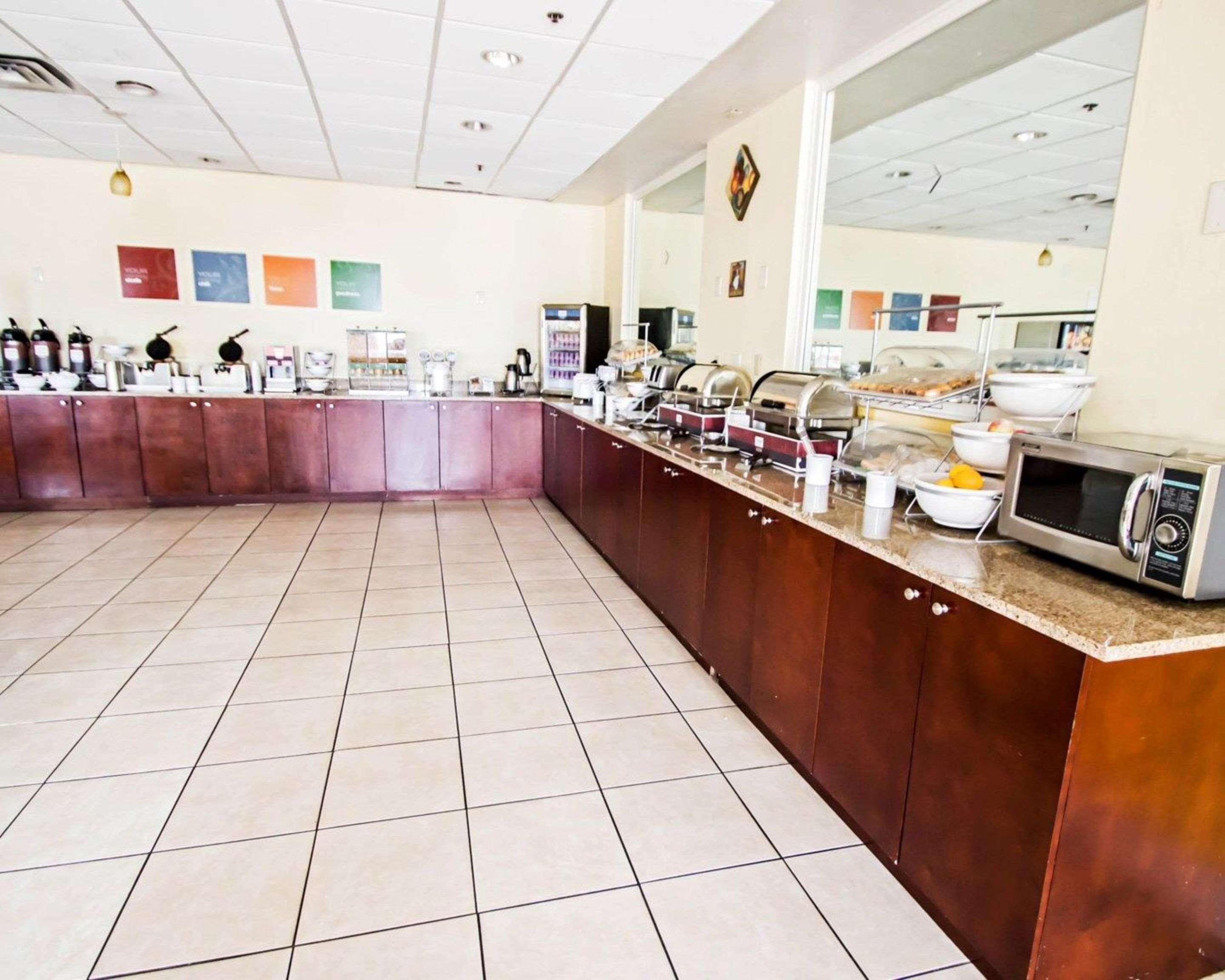 Quality Inn & Suites Winter Park Village Area Orlando Exterior foto