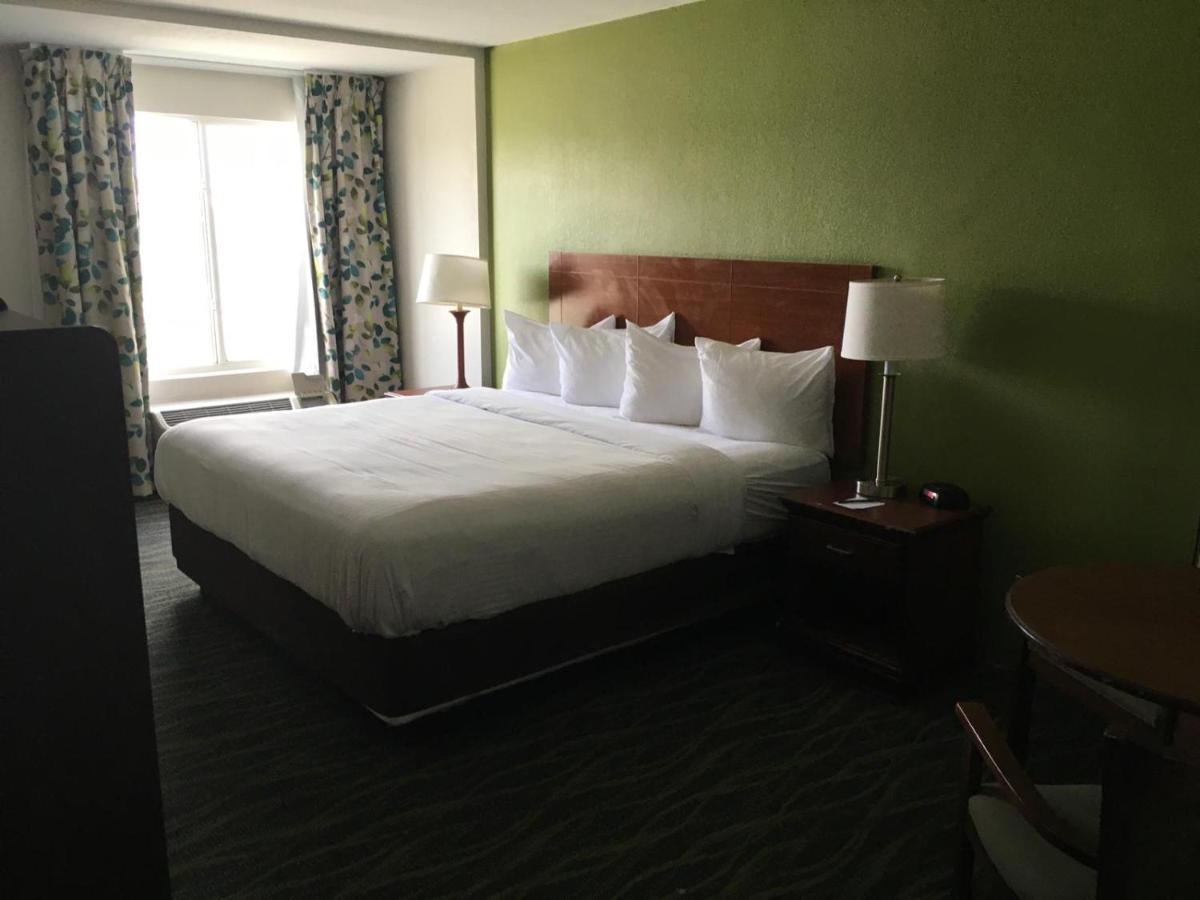 Quality Inn & Suites Winter Park Village Area Orlando Exterior foto